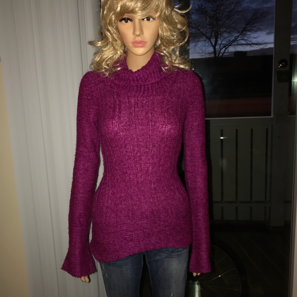 Turtleneck pullover sweater